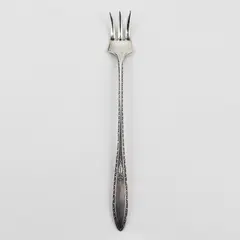 Associated Silver Yourex Silver Seal Lady Washington Cocktail Fork