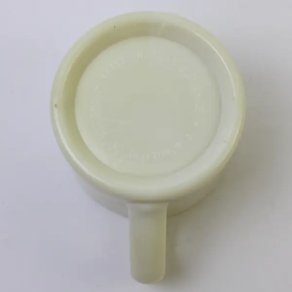 Vintage Early American Old Spice Hilton Milk Glass Shave Mug Shulton Clifton NJ