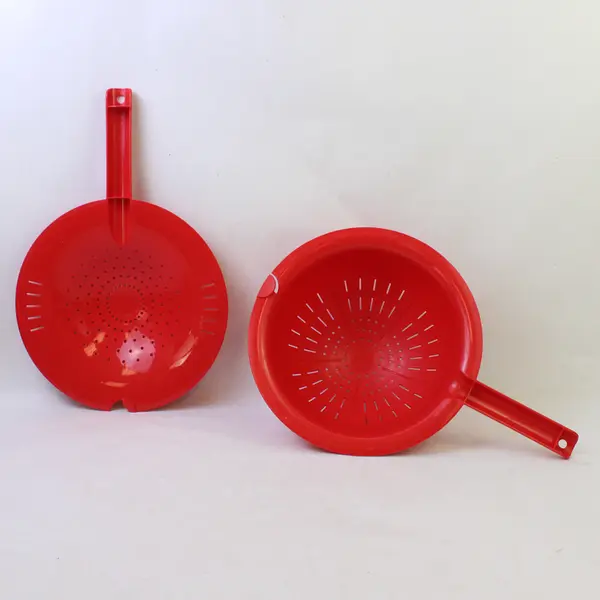 Tupperware Red Plastic 2 Piece Double Colander Strainer Drainer 2.8 L Capacity