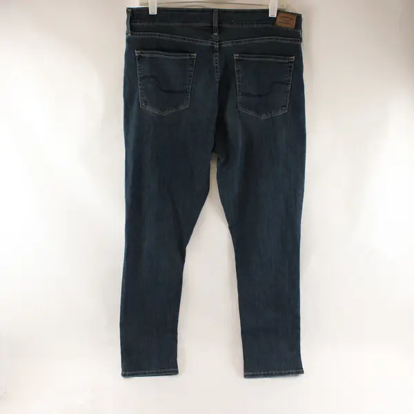 Signature by Levi Strauss Dark Wash Mid Rise Slim Jeans Women's Size 16M
