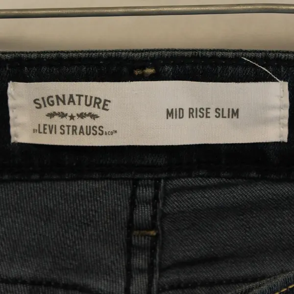 Signature by Levi Strauss Dark Wash Mid Rise Slim Jeans Women's Size 16M