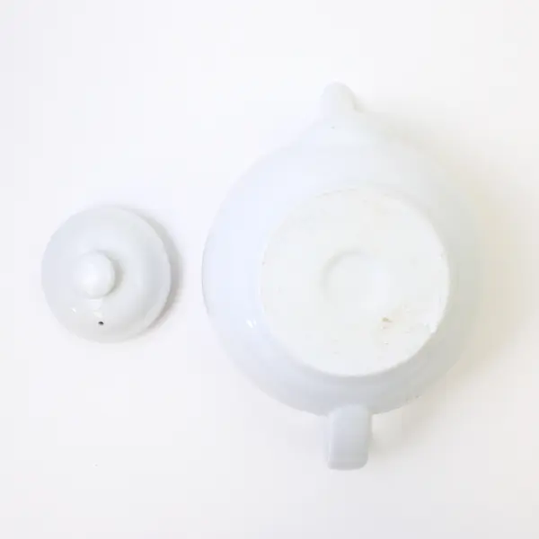 White Ceramic Teapot 9in No Chips or Cracks