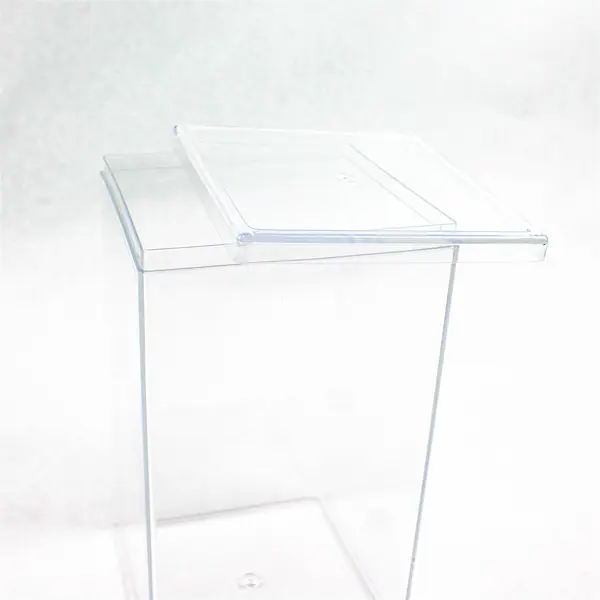Clear Plastic Display Case for Diecast Cars 7.25x4x4.25in