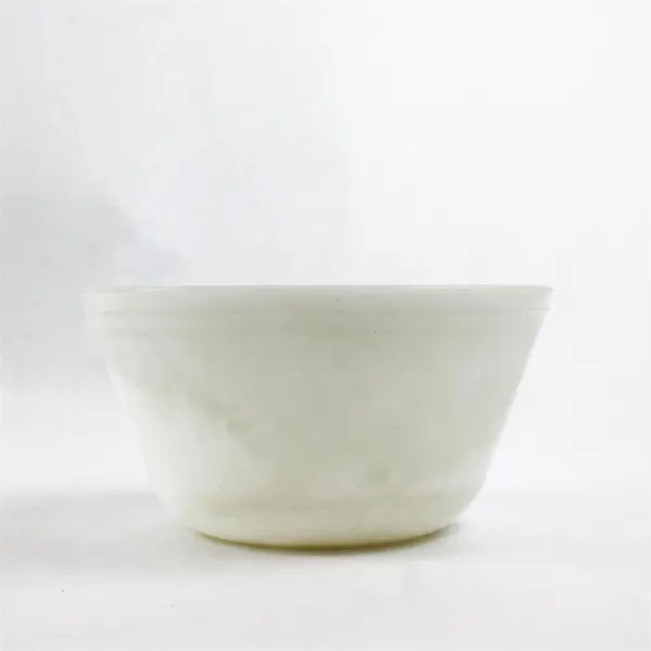 Federal Heat Proof Ovenware Solid White Milk Color Glass Mixing Bowl 8.25"