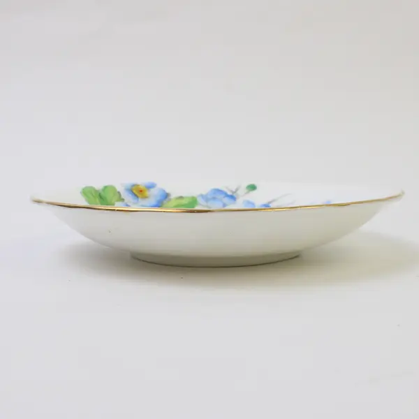 Victoria C & E Buttercup Hand-Painted Bone China Saucer Gold Trim