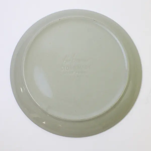 Harkerware Stoneware Plate 10" Lightly Freckled Beige