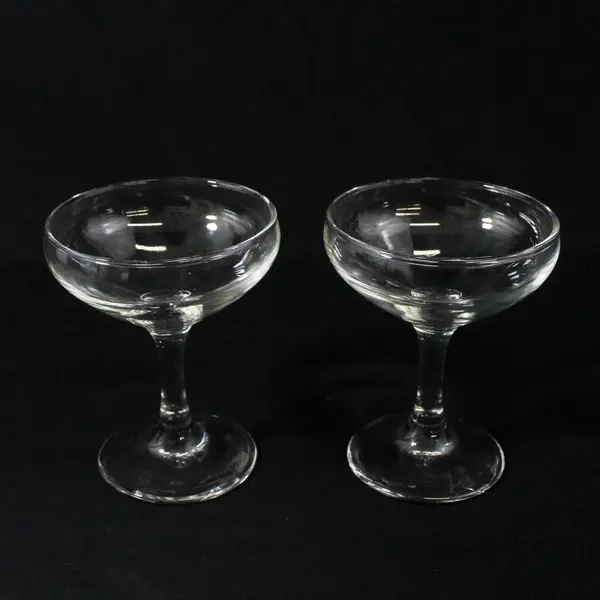 Lot of 2 Matching Clear Champagne Coupe Glasses 4.5" Tall