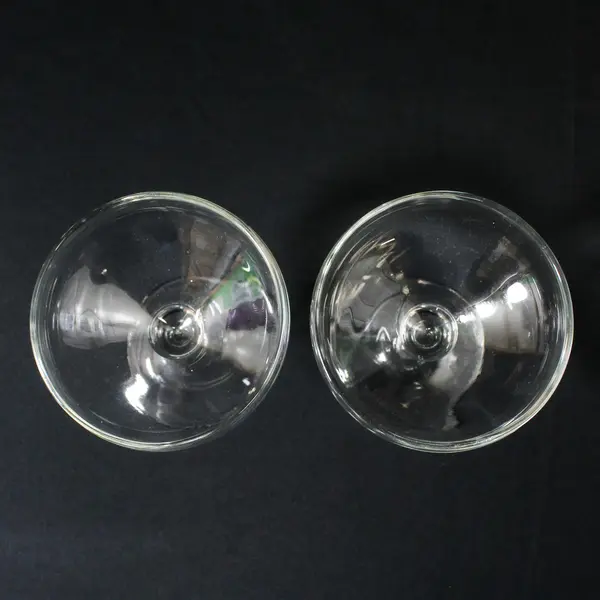 Lot of 2 Matching Clear Champagne Coupe Glasses 4.5" Tall