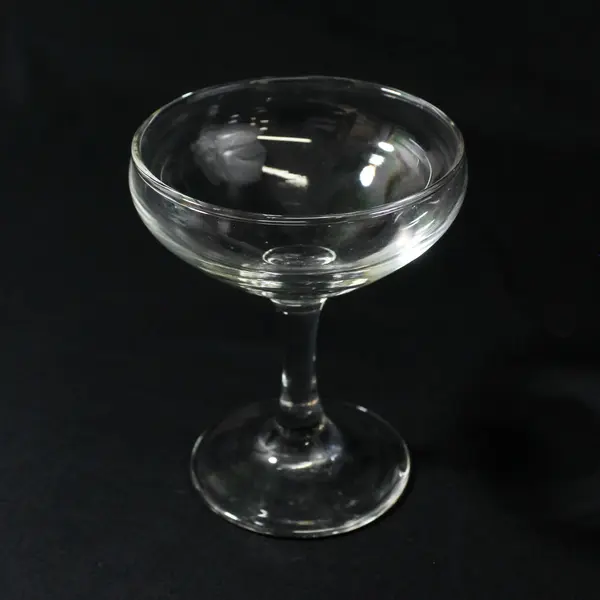 Lot of 2 Matching Clear Champagne Coupe Glasses 4.5" Tall