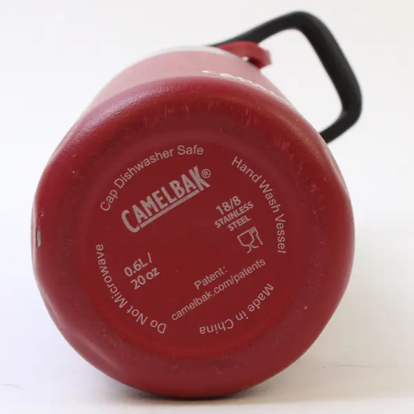 Camelbak Chute Red Stainless Steel Vacuum Insulated Water Bottle 20 Oz 9.5" Tall