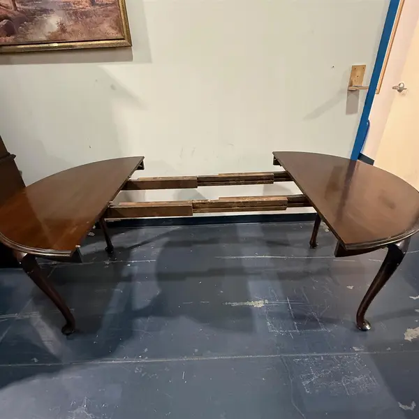 Vtg Ethan Allen Georgian Cherry Dining Table w/ Leaves - Freight / Local Pickup