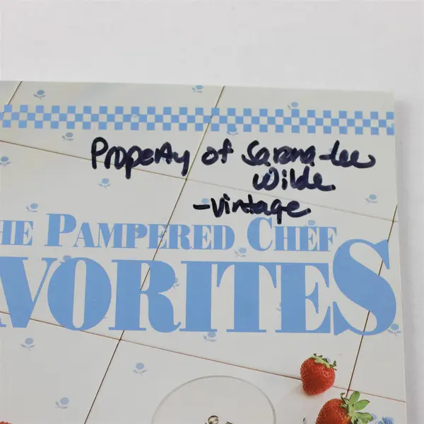 Lot of 2 The Pampered Chef Favorites 1992 & The Pampered Chef Favorites II  1994