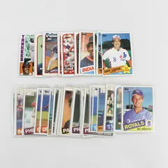 Lot of 43 Topps Baseball Cards