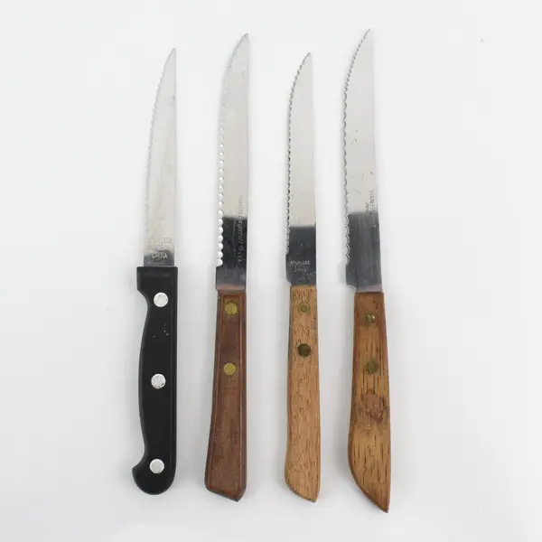 Lot of 4 Serrated Stainless Steak Knives With Wooden Handles 8" to 8.75" Good