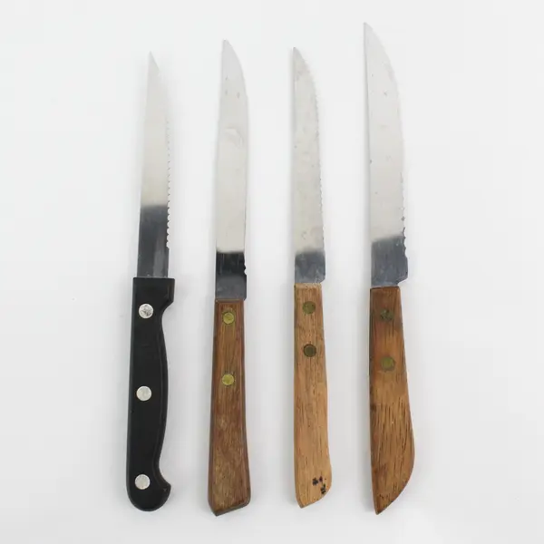 Lot of 4 Serrated Stainless Steak Knives With Wooden Handles 8" to 8.75" Good