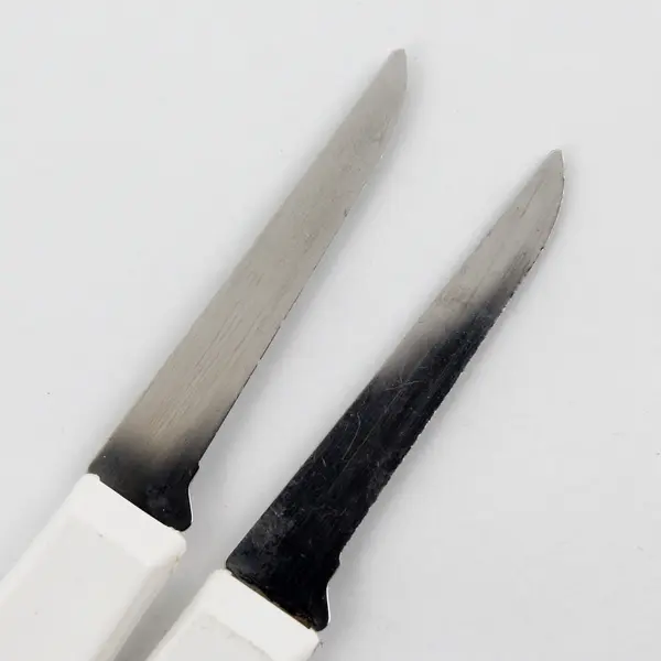 Lot of 2 SS Kitchen Paring Knives White Handle 6.25" 1 Pampered Chef 1 Unbranded