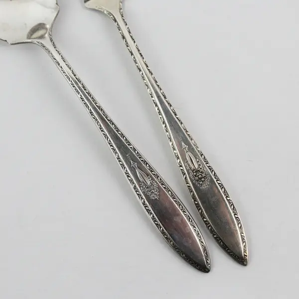 2 Assoc. Silver Yourex Silver Seal Lady Washington Sugar Spoons  1 Butter Knife