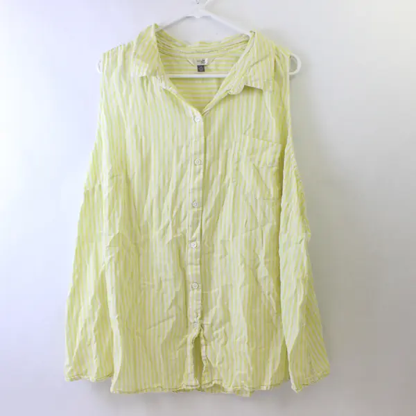 Terra & Sky Yellow and White Striped Sleeveless Button-Up Shirt Women's 3X
