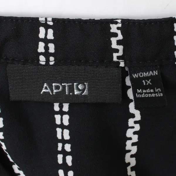 Apt. 9 Black and White Sleeveless V-Neck Blouse Women's 1X