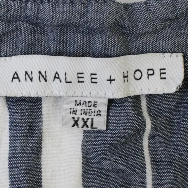Annalee + Hope Gray and White Striped Sleeveless V-Neck Blouse Women's XXL