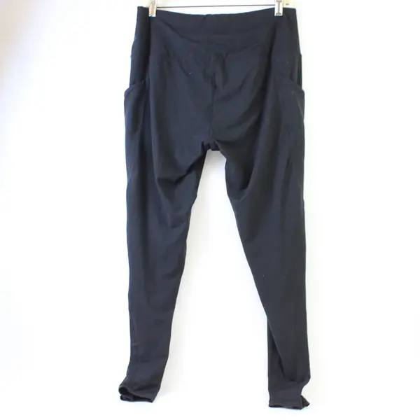 Lot of 2 Solid Black Activewear Leggings with Pockets Women's Size XL