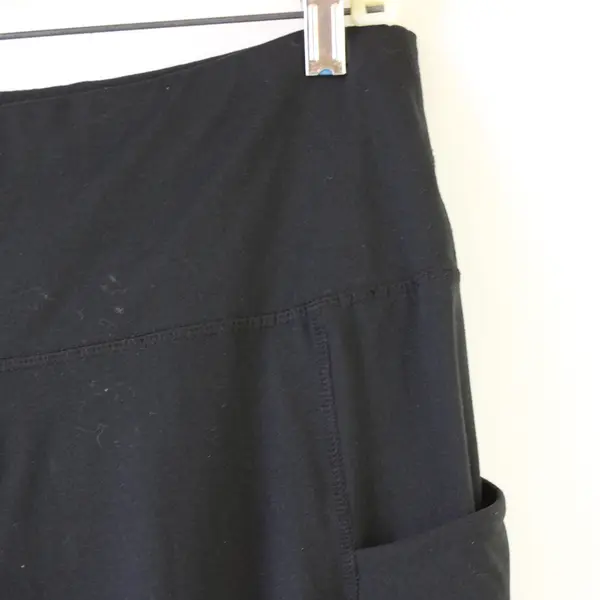 Lot of 2 Solid Black Activewear Leggings with Pockets Women's Size XL