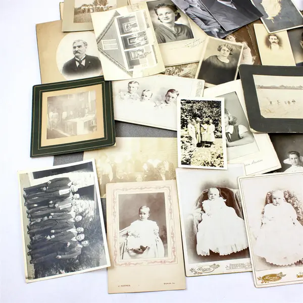 Lot Of 39 Vintage Photos 1890s-1950s McNeil Family Sterling IL