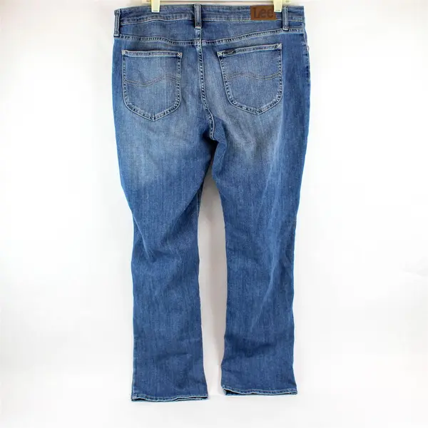 Lee Medium Wash Regular Fit Straight Leg Mid-Rise Jeans Women's 16M