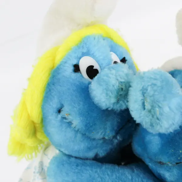 1982 Wallace Berrie Peyo Smurfette and Smurf Hugging Plush