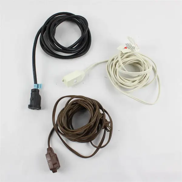 Lot of 3 Extension Cords Varied Lengths and Colors 8ft and 15ft Untested