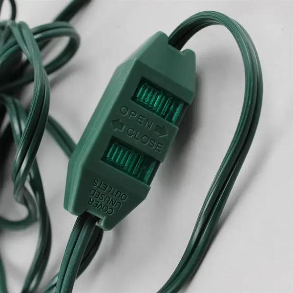 Green 15ft Extension Cord 9 Outlets Untested