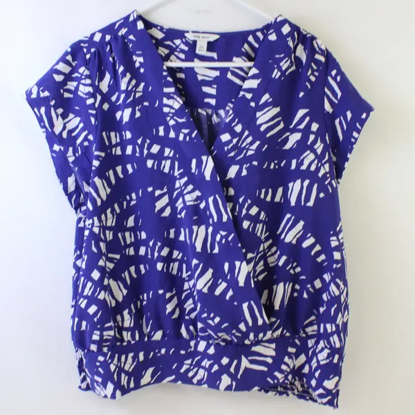 Nine West Blue/White Abstract Pattern Short Sleeve Blouse Top Women's Size XXL