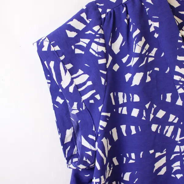 Nine West Blue/White Abstract Pattern Short Sleeve Blouse Top Women's Size XXL