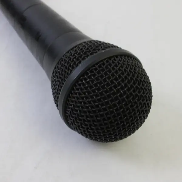 Optimus 33-3021 Unidirectional Dynamic Corded Microphone - For Parts/Repair