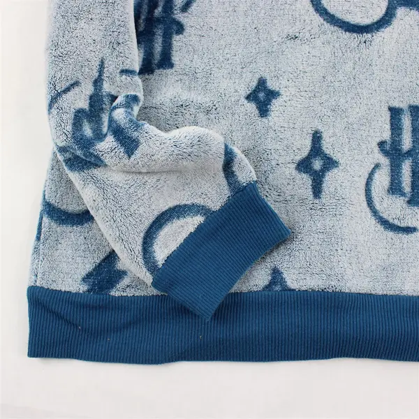 Wizarding World Harry Potter Fuzzy Blue Pullover Women's Small