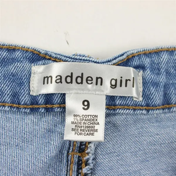 Madden Girl Light Wash Denim Shorts Juniors' Size 9