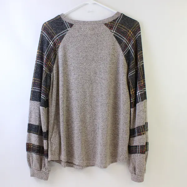 Maurices Taupe and Gray Plaid Long-Sleeved Knit Top Women's Medium