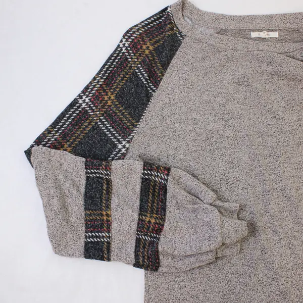 Maurices Taupe and Gray Plaid Long-Sleeved Knit Top Women's Medium