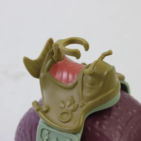 Hasbro Disney Raya and The Last Dragon - Raya & Tuk Tuk Roller Toy 4.5"
