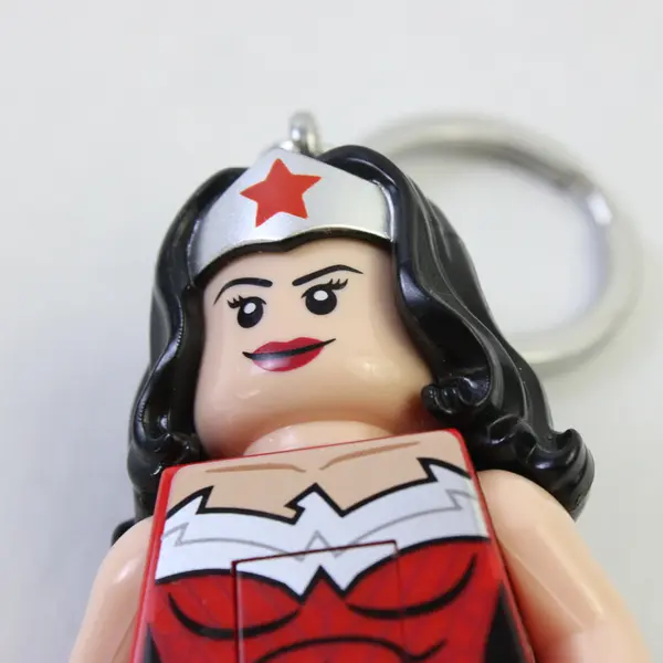 LEGO Wonder Woman Key Light LED Keychain DC Comics Super Heroes 3" Tall