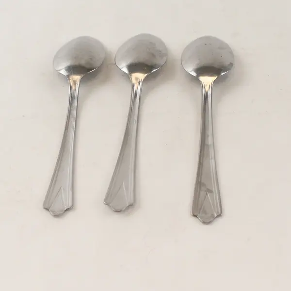 Lot of 3 Diamond Silver Co DSC3 Stainless Steel Teaspoons