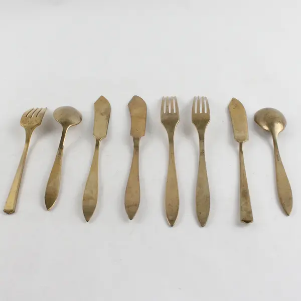 Set of 8 Dirilyte-Dirigold Silverware Forks + Spoons + Butter Spreaders