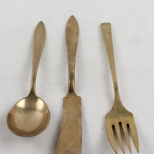 Set of 8 Dirilyte-Dirigold Silverware Forks + Spoons + Butter Spreaders