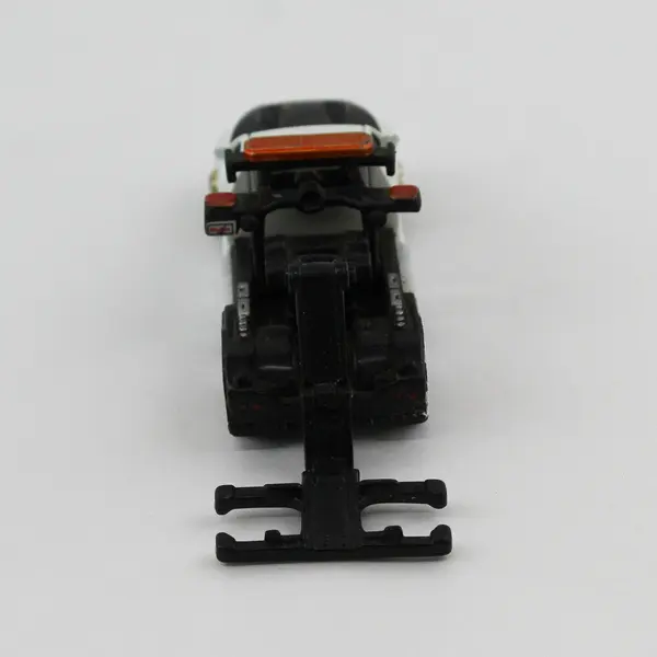 Maisto Wrecker Tow Truck - Play Functional Towing Capable