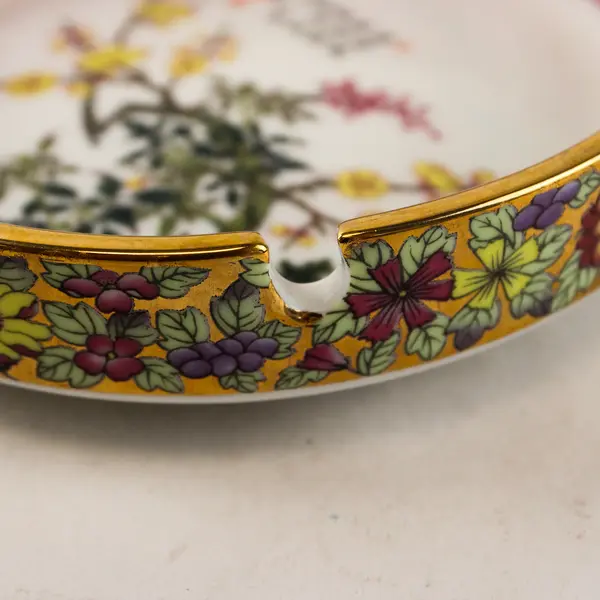 Vintage Japanese Porcelain Ashtray Hand-Painted Floral Design with Gold Rim
