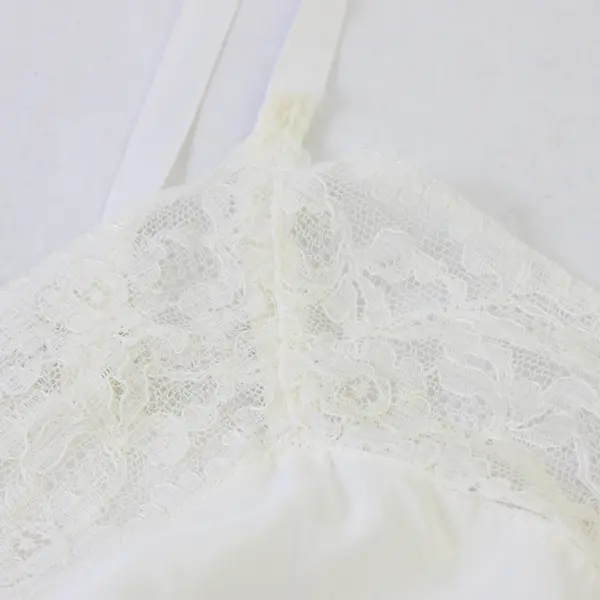 Vintage Women's M/L Ivory w/Floral Lace Trim Slip Dress 