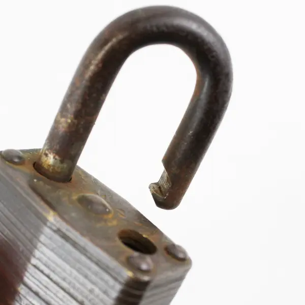 Vintage No. 4  Master Lock Co. Padlock Lock with Original Key Milwaukee Wis 3775