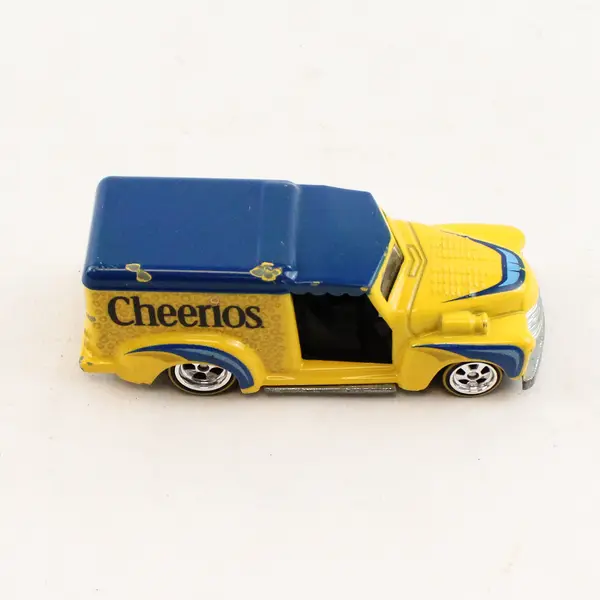 Hot Wheels Cheerios Custom '52 Chevy Pop Culture Series 2011