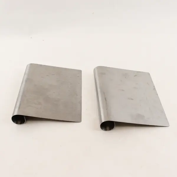 Lot Of 2 Unbranded Matching Stainless Steel Bench/Pastry Scraper/Dough Cutters