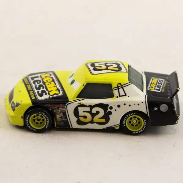 Disney Pixar Cars Leak Less #52 Claude Scruggs 1:55 Scale